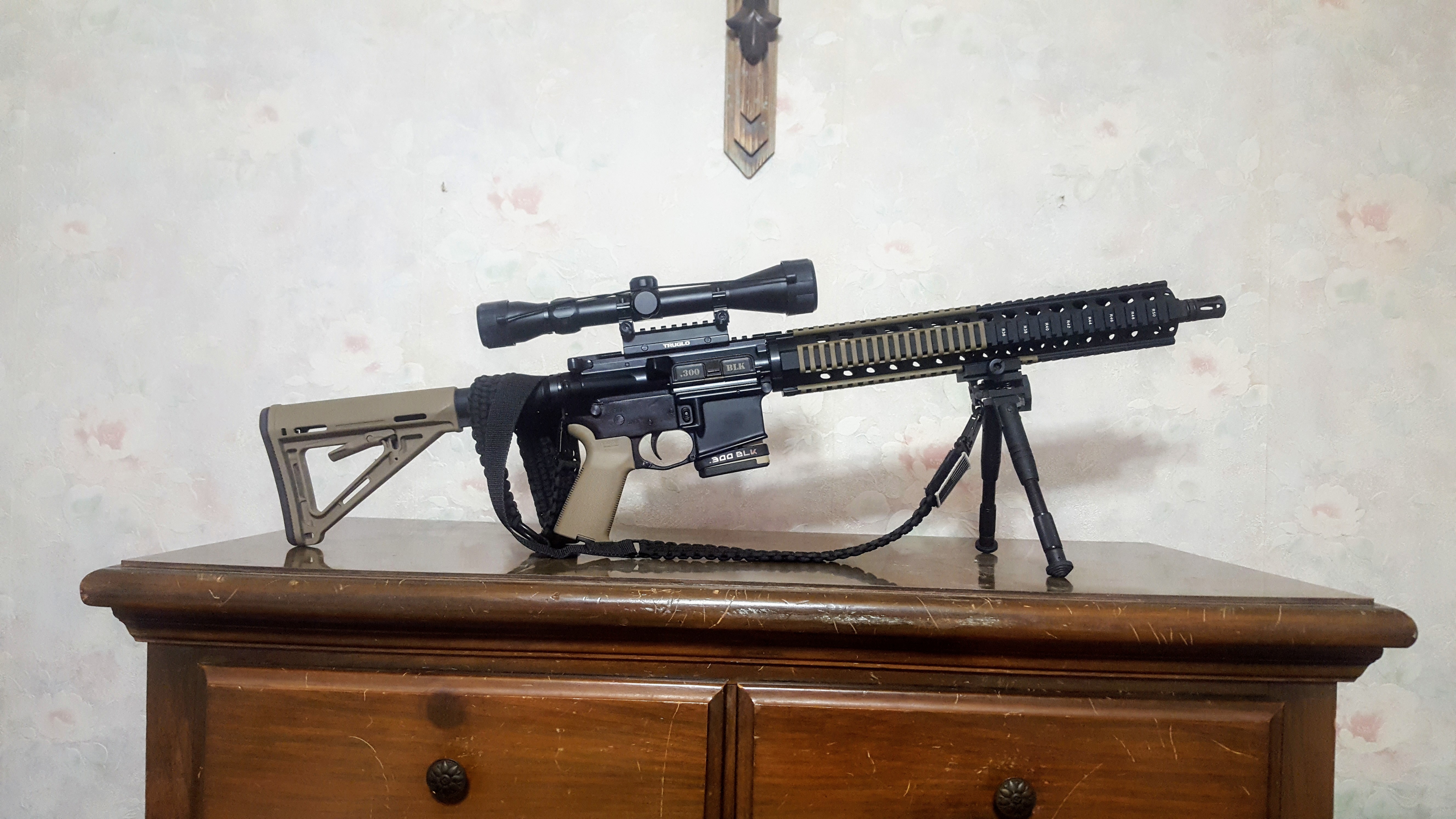 Figure 7 — A .300 Blackout AR-15 built on a commercial lower receiver. The configuration is ordinary; almost the entire difference from a 5.56 rifle is the barrel. Source: commons.wikimedia.org, CC BY-SA 3.0.