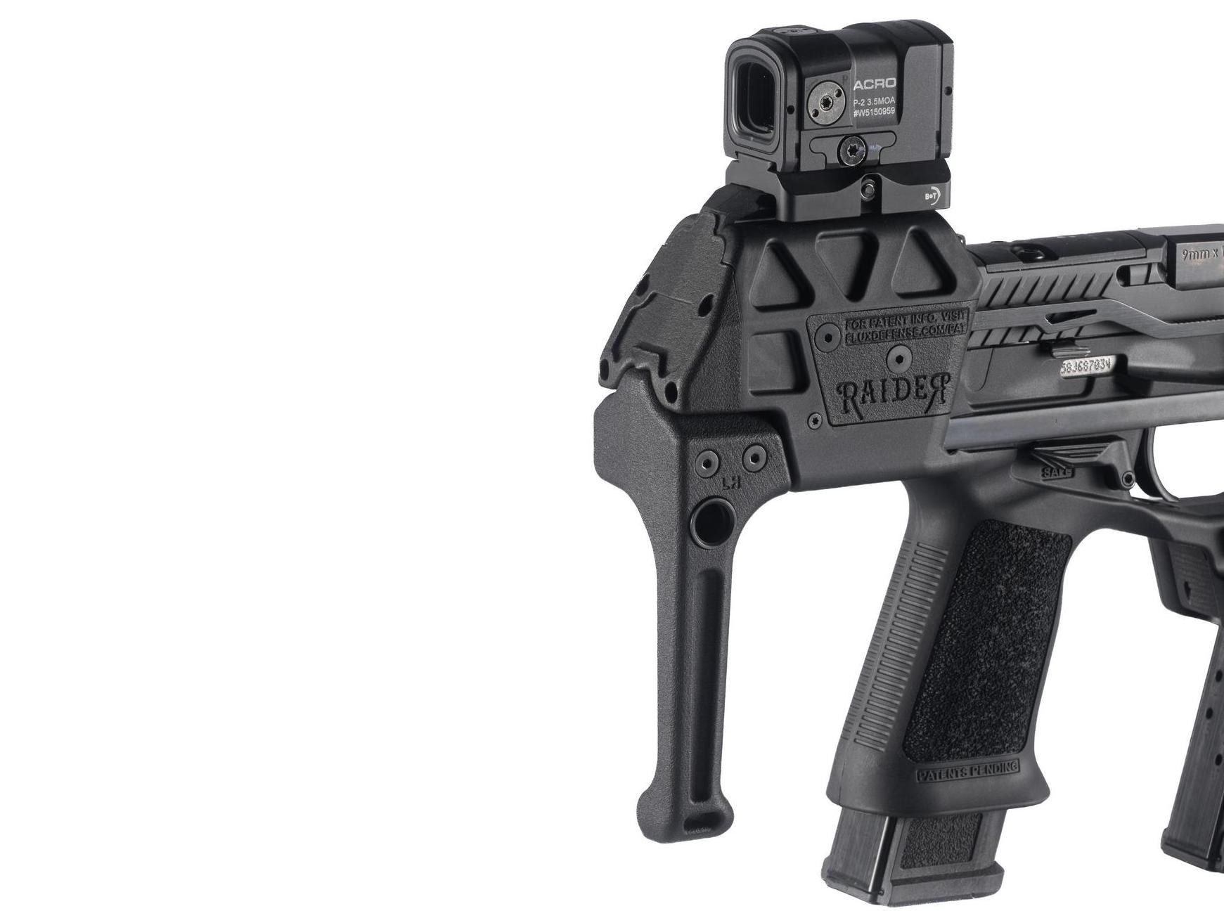 Figure 4 — The Raider X with Flux's left-handed brace, which folds to the opposite side. On 19 September 2026 only right-handed brace versions of the chassis were selectable on Flux's page; the left-handed br…
