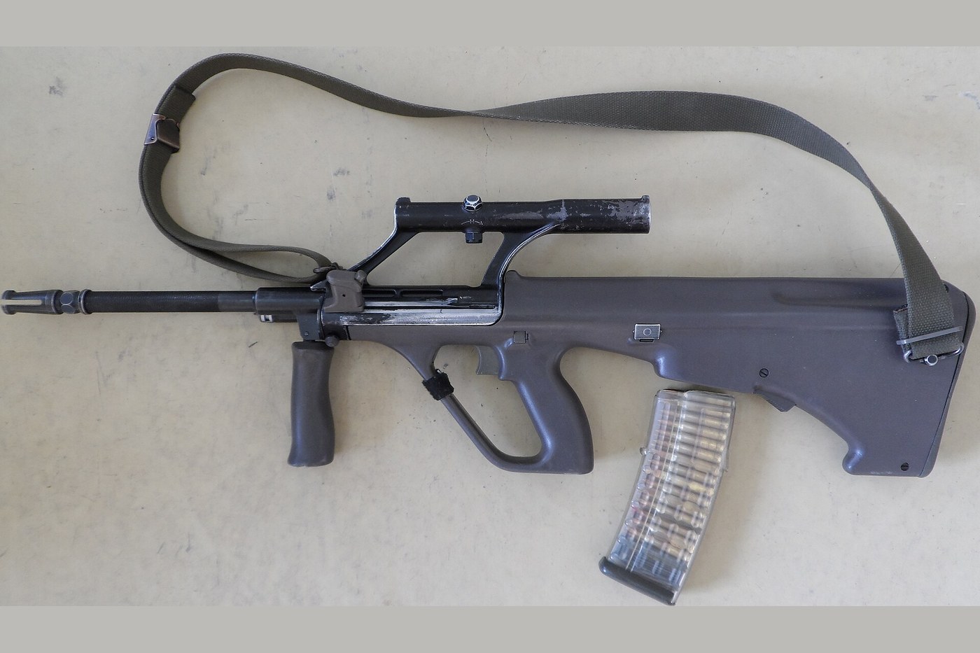 Steyr AUG